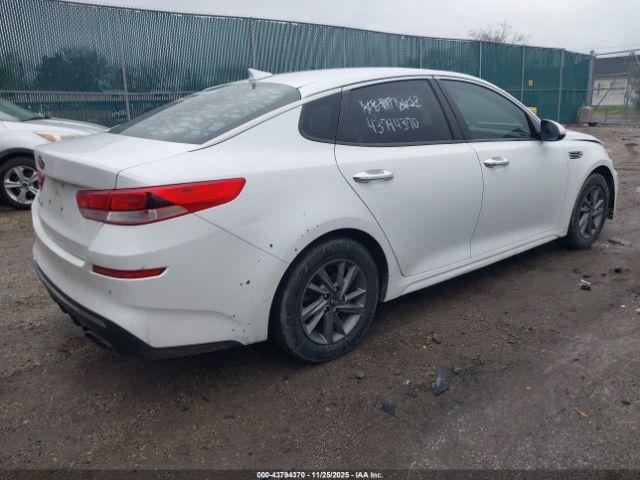 Kia Optima Lx Image 4