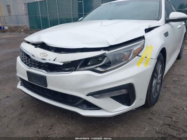 Kia Optima Lx Image 5