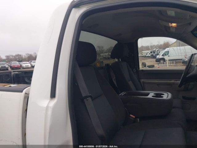 Chevrolet Silverado 1500 Work Truck Image 6