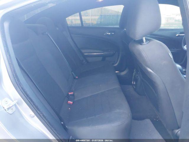 Dodge Charger Se Image 2