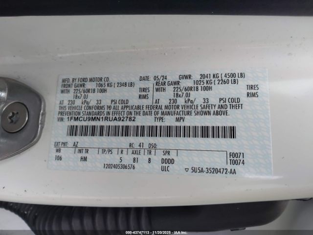 Ford Escape St-line Image 12