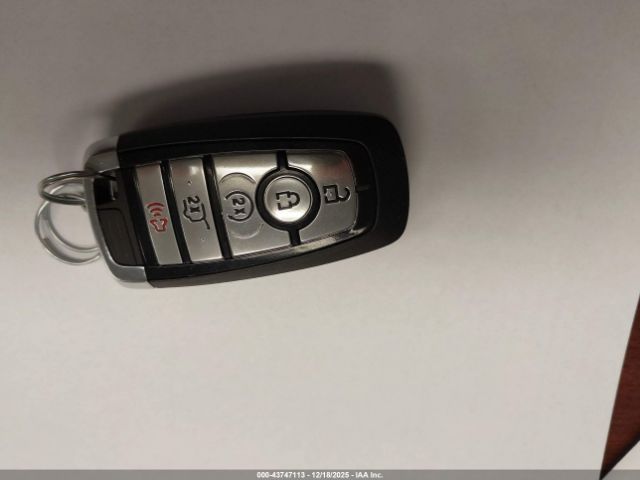 Ford Escape St-line Image 5