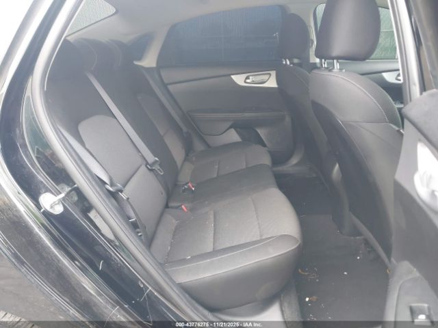 Kia Forte Lx Image 4