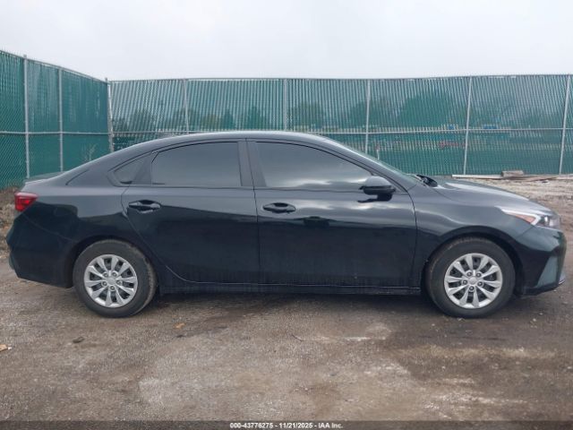 Kia Forte Lx Image 14