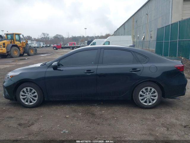 Kia Forte Lx Image 16