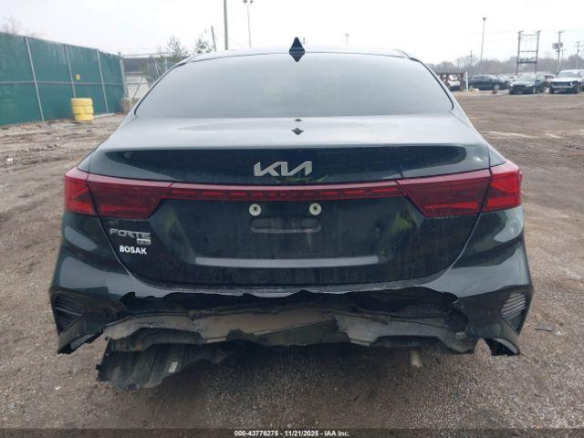 Kia Forte Lx Image 12