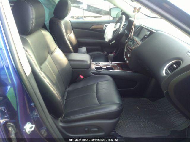 Nissan Pathfinder Platinum Image 3