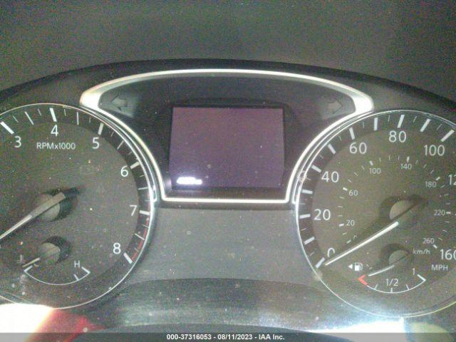 Nissan Pathfinder Platinum Image 12