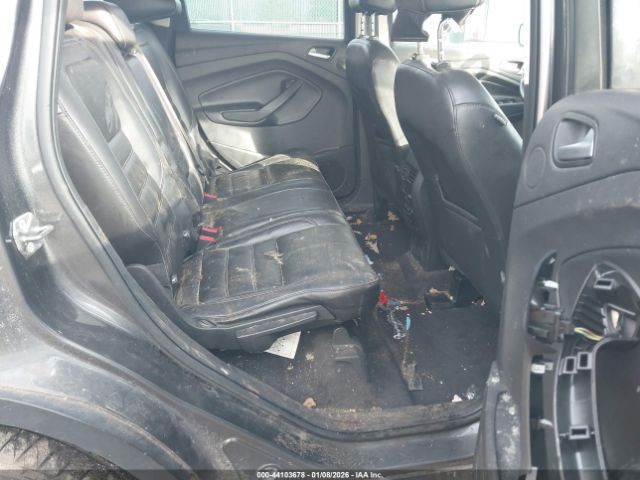 Ford Escape Titanium Image 11