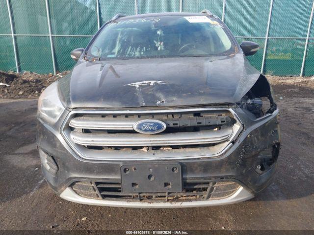 Ford Escape Titanium Image 9