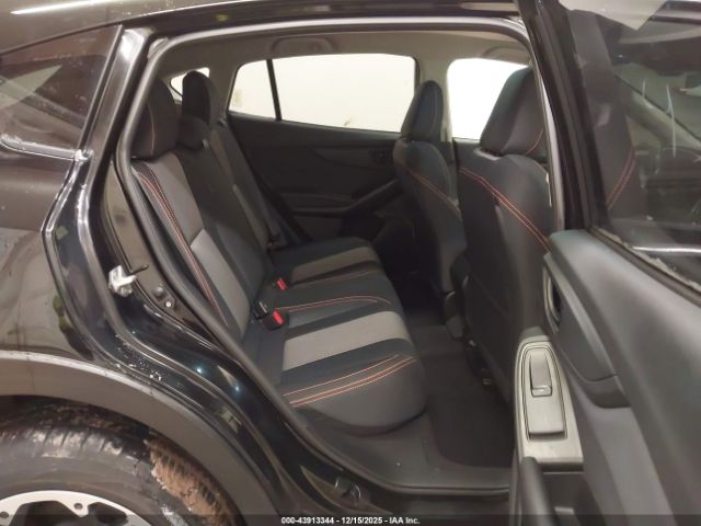 Subaru Crosstrek Premium Image 2