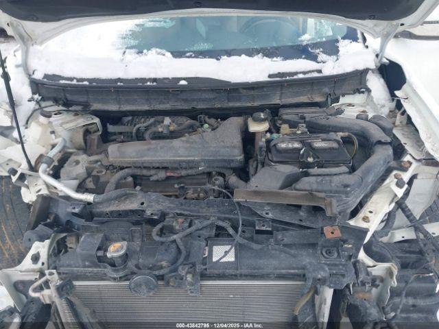 Nissan Rogue Sv Image 6