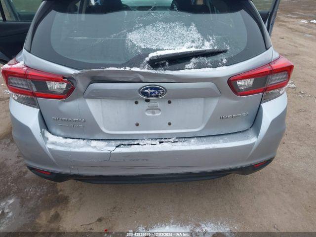 Subaru Impreza Premium 5-door Image 3