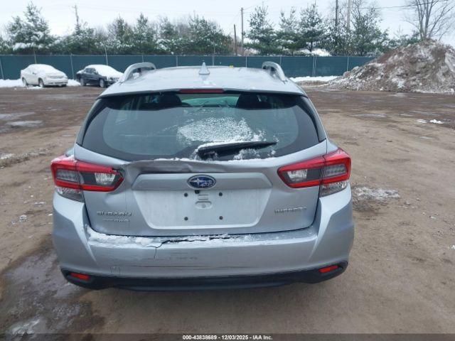 Subaru Impreza Premium 5-door Image 12