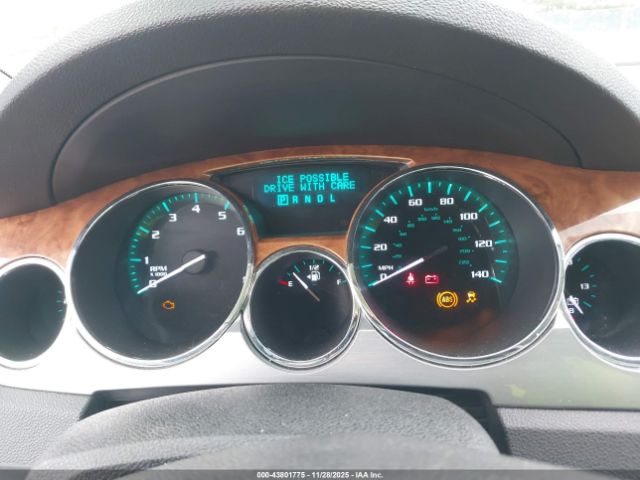 Buick Enclave Leather Image 11